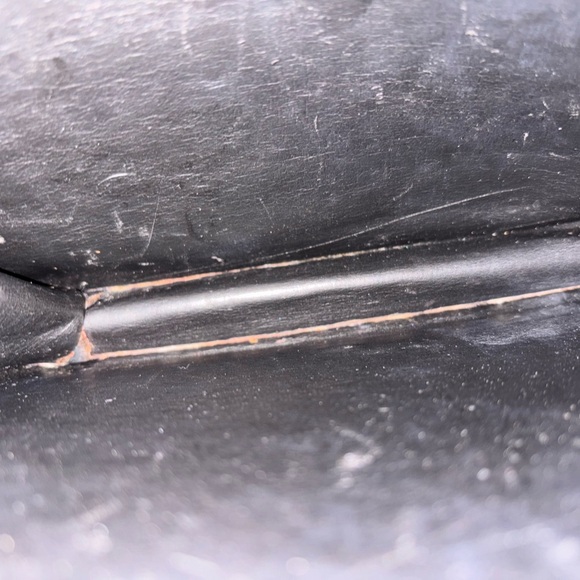 Authentic Chanel handbag good used condition 91/2”x7 1/2” and 4”wide at base - Picture 6 of 14